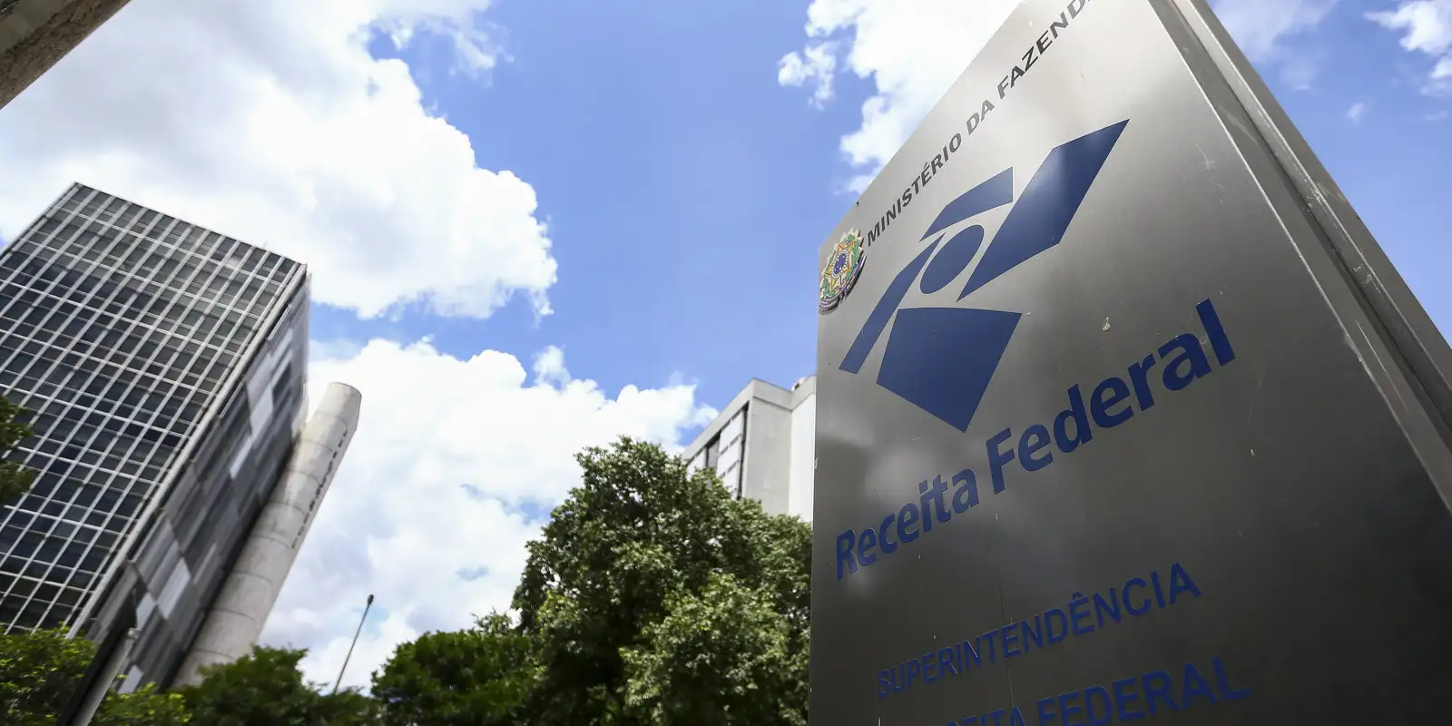 Receita Federal atinge recorde de R$ 229,2 bilhões em março