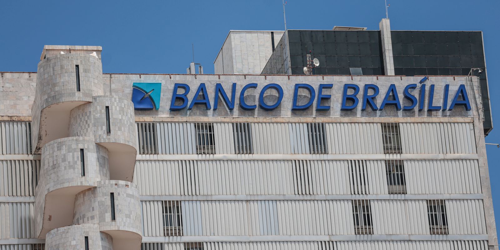 BRB altera diretrizes e aceita aportes parciais para reforço de capital