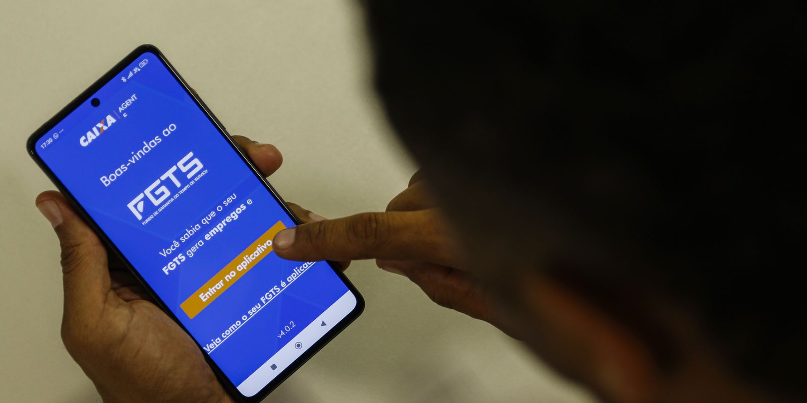 Uso do FGTS para quitar dívidas no Desenrola Brasil inicia nesta segunda-feira