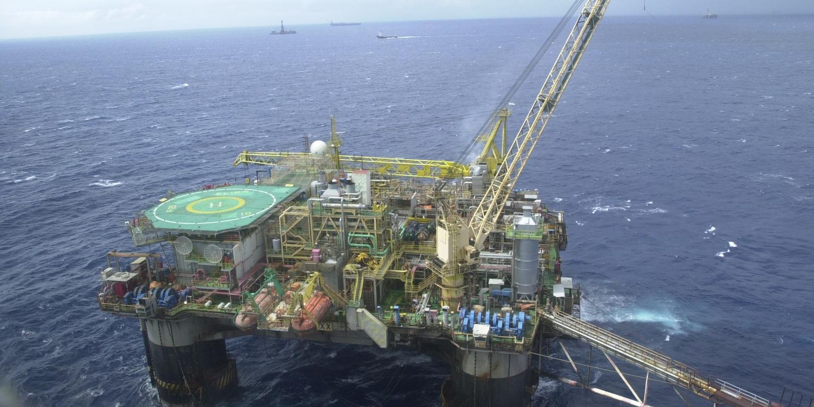 Brasil atinge pico de produção de petróleo em meio a conflitos no Irã