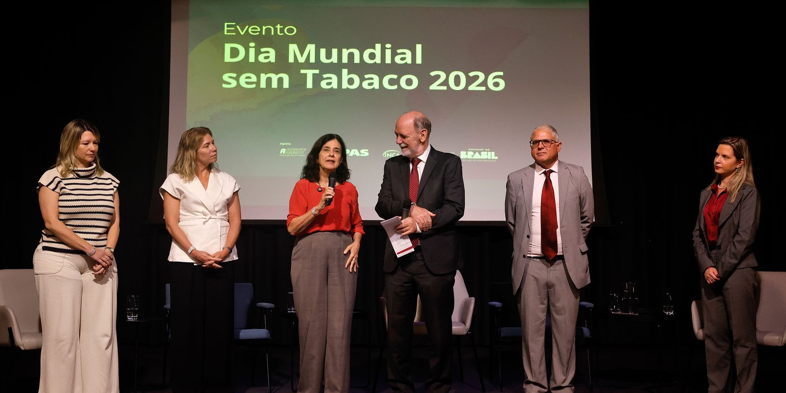 O Inca alerta para os perigos dos cigarros com sabor e aroma na população jovem