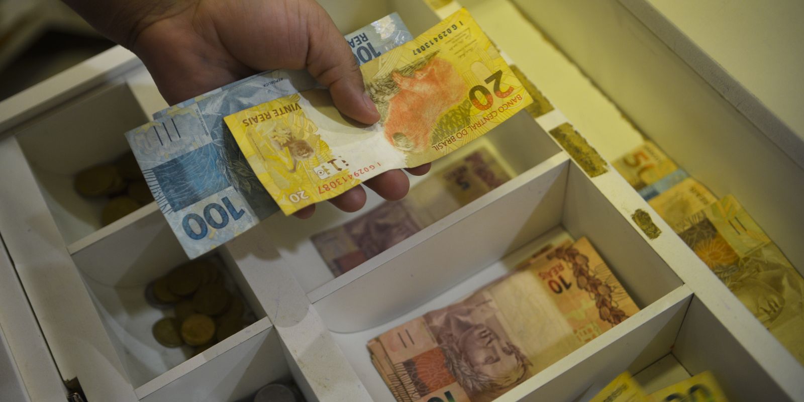 Inflação para correção salarial acumula 4,11% em 12 meses