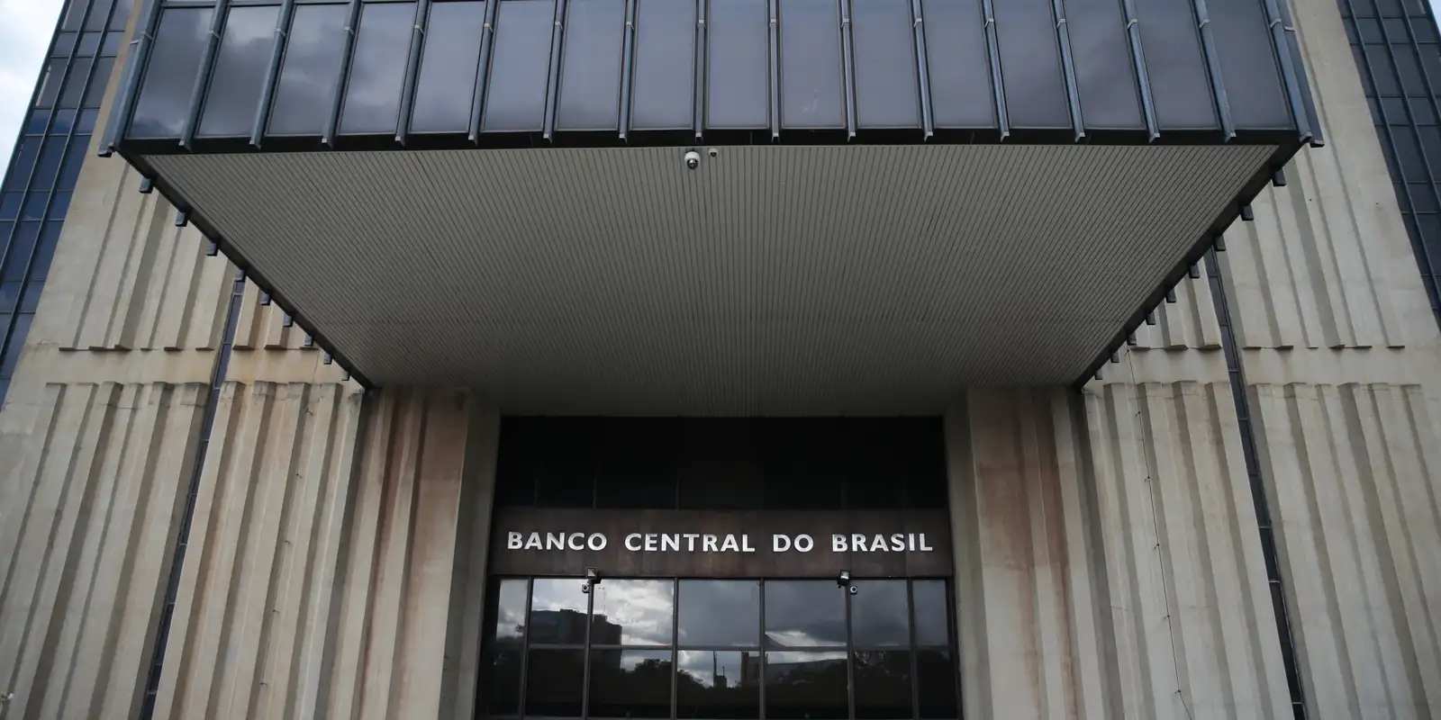 Mercado financeiro prevê inflação de 4,92% para 2026