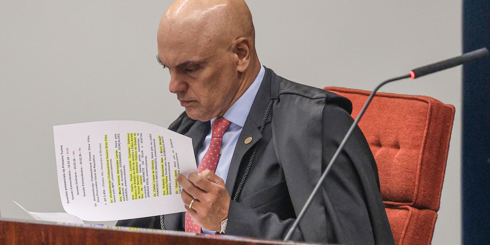 Moraes pede ação governamental para extradição de Zambelli