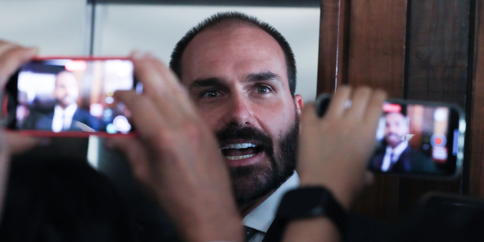PGR solicita ao Supremo condenação de Eduardo Bolsonaro por coação