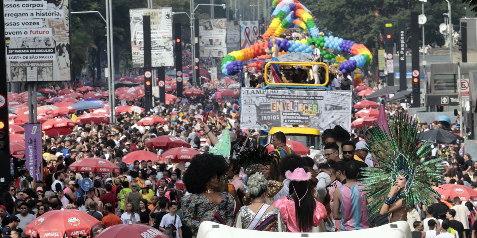 Jurista classifica como inconstitucional PL que proíbe crianças em eventos LGBTQIA+