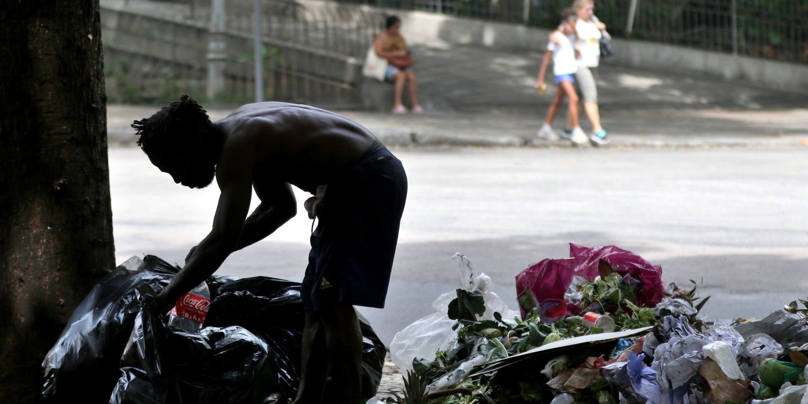 Brasil registra 150 mil agressões contra pessoas em situação de rua em uma década
