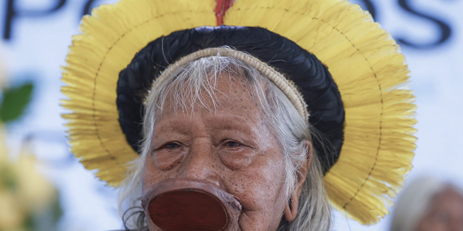 Cacique Raoni mostra melhora discreta, mas segue na UTI em Sinop (MT)