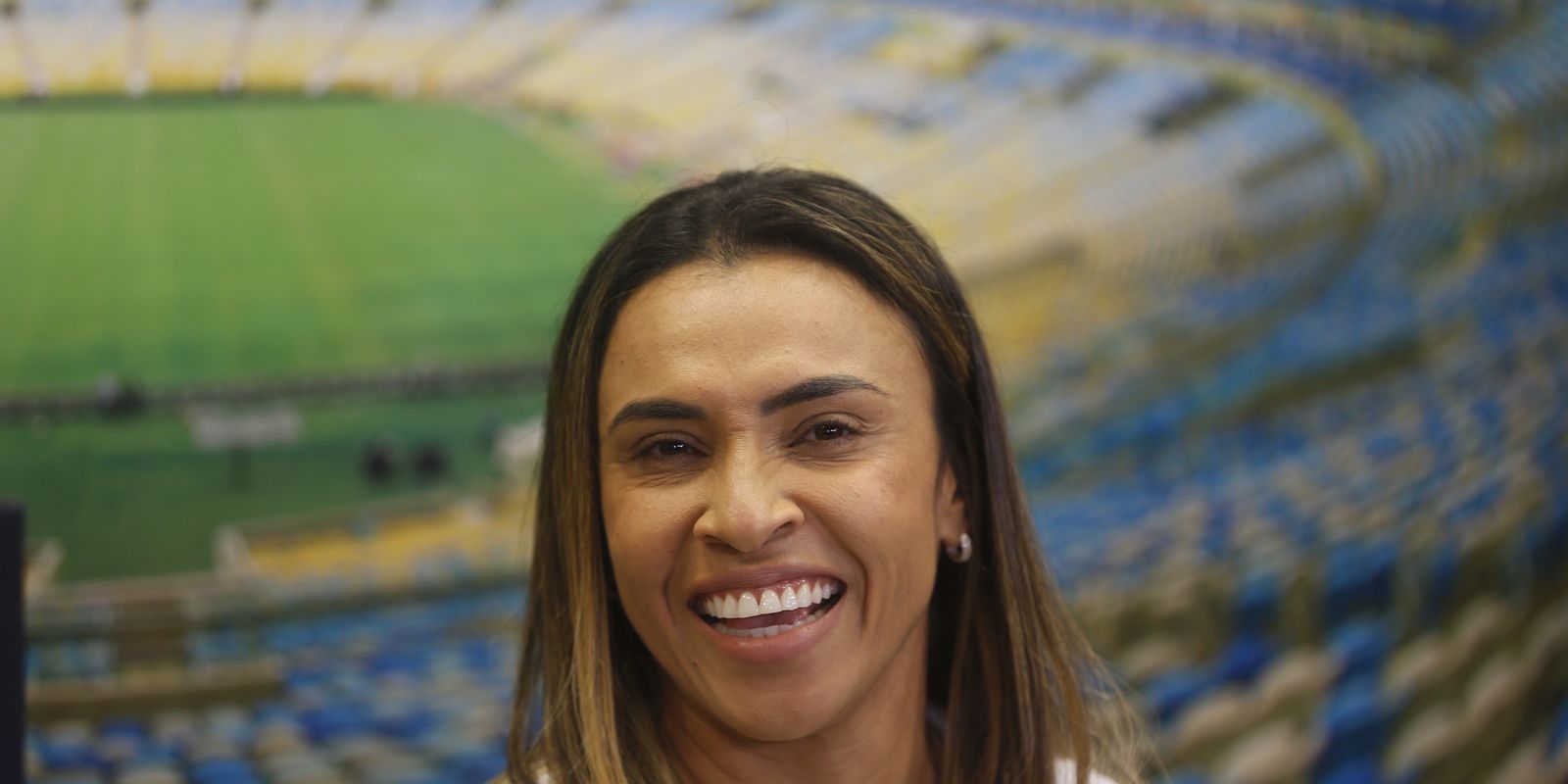 Tesouro Direto lança Marta como embaixadora e celebra R$ 2 bilhões no Tesouro Reserva