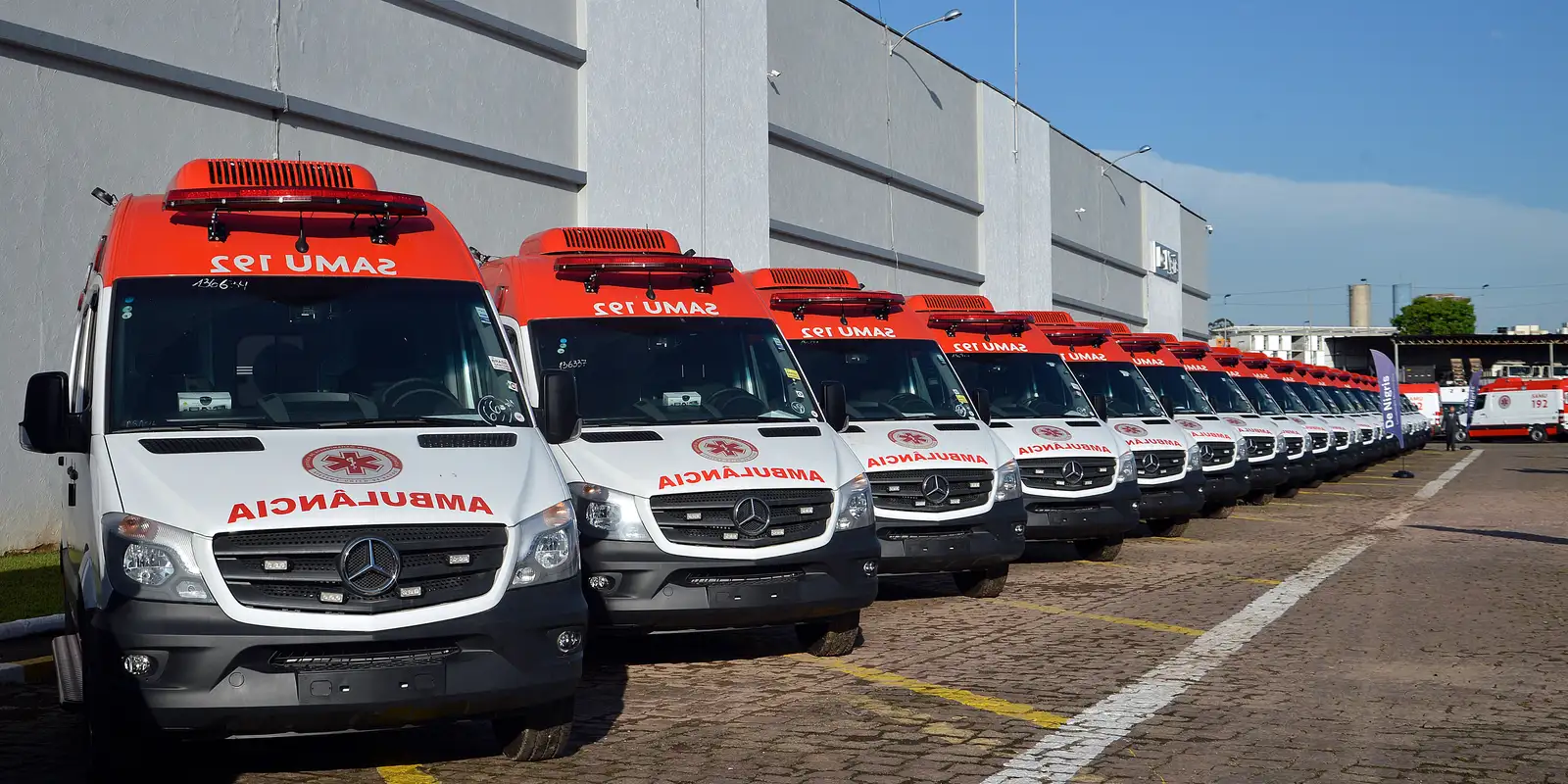 Correios colaboram na distribuição de veículos para o SUS