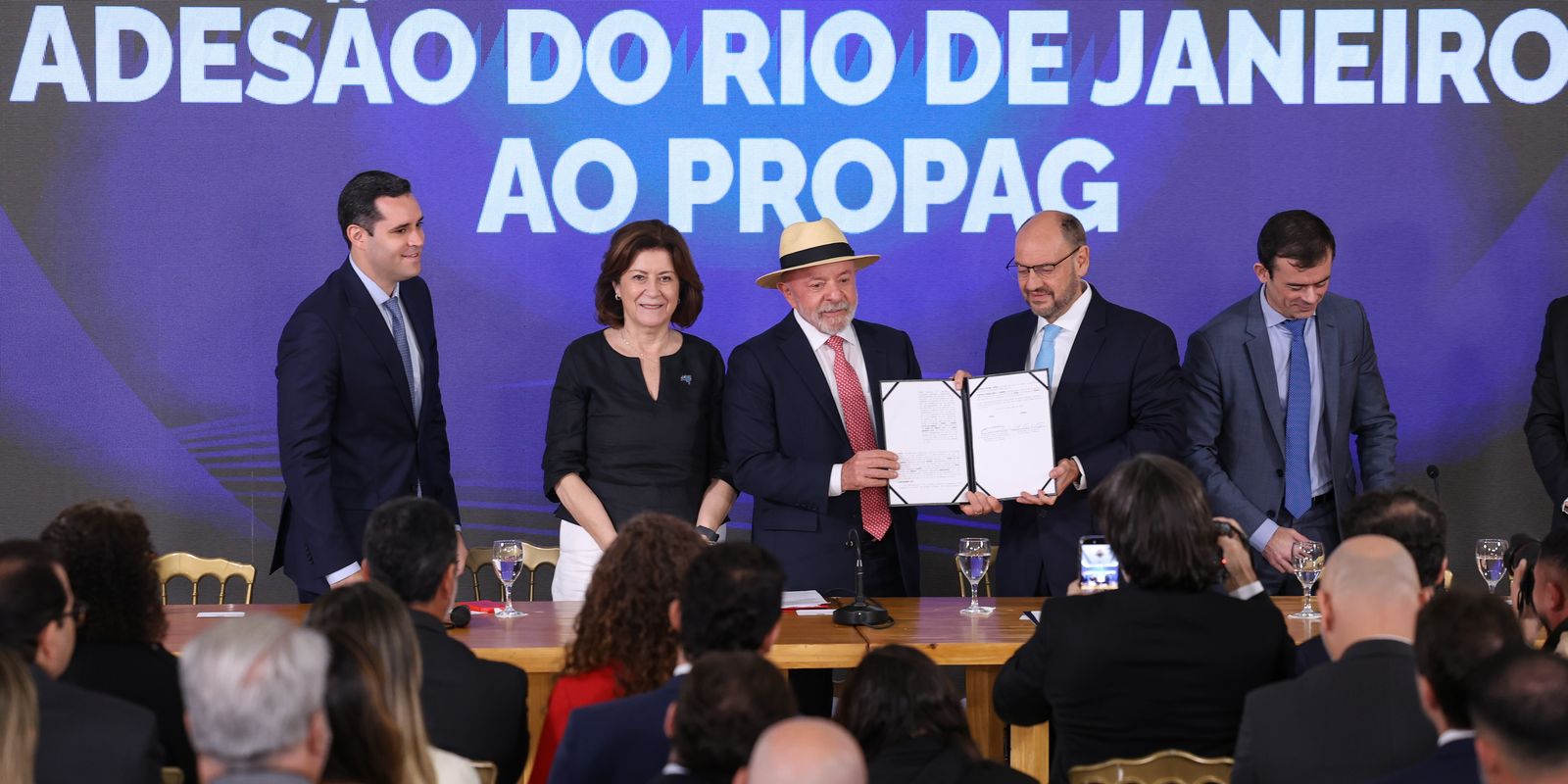 Estado do Rio de Janeiro reduz dívida em R$ 40 bilhões com novo acordo federal