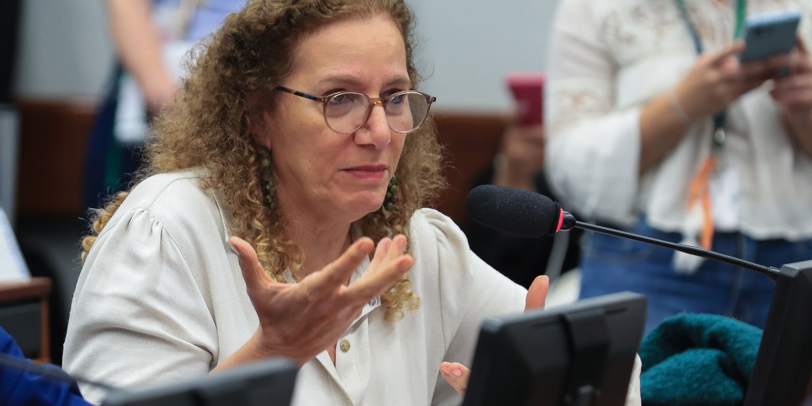 Deputados governistas brasileiros vão aos EUA para apresentar contraponto à direita