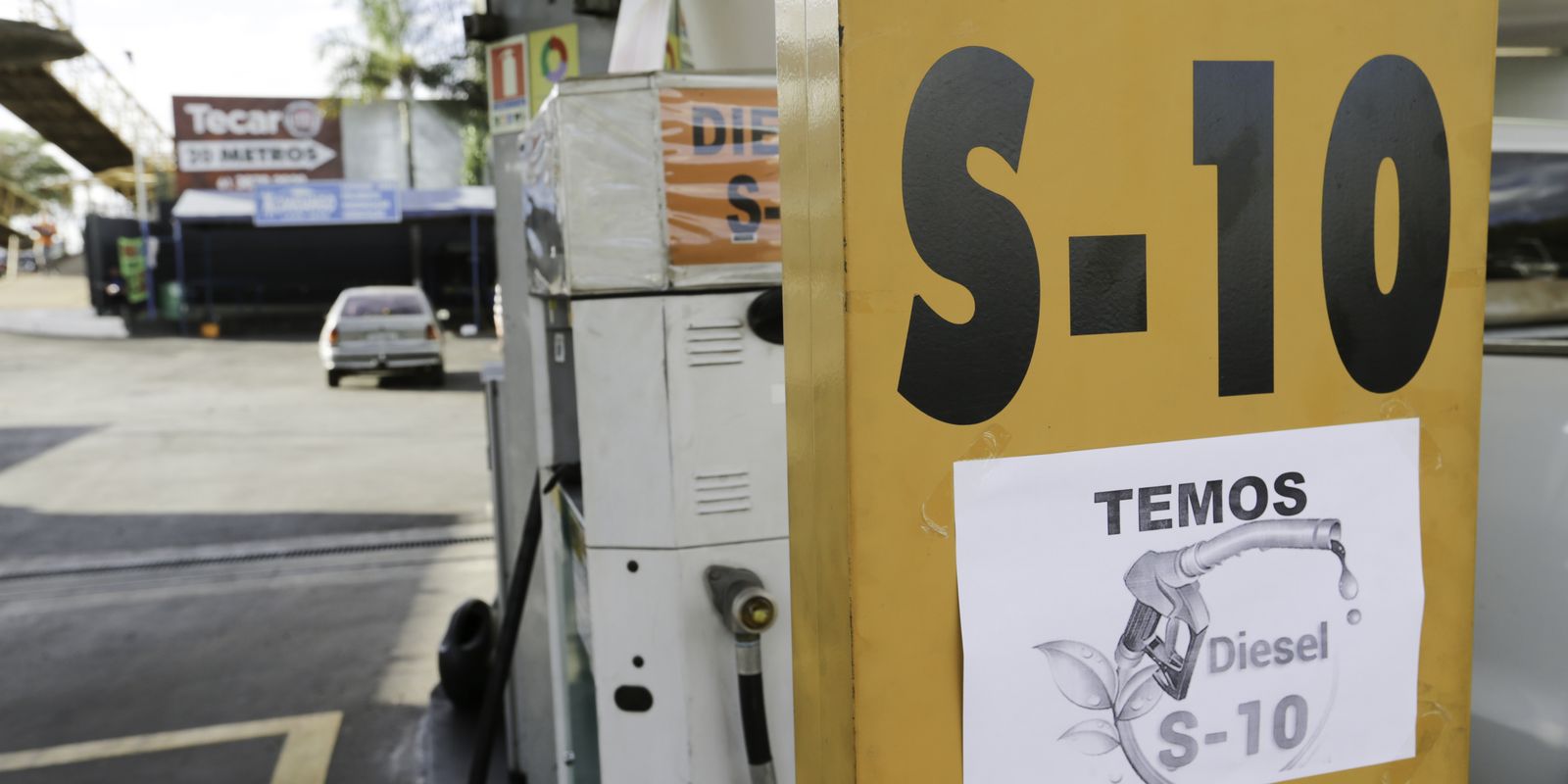 Petrobras adere a subvenção e define novo preço para o diesel de R$ 1,12