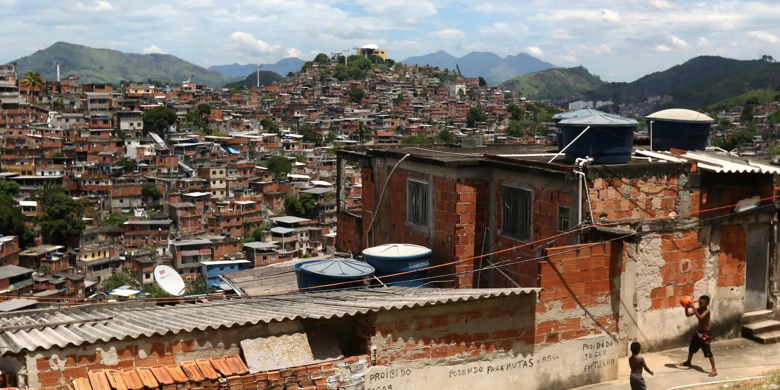 Estudo revela que raça e gênero travam a mobilidade social no Brasil