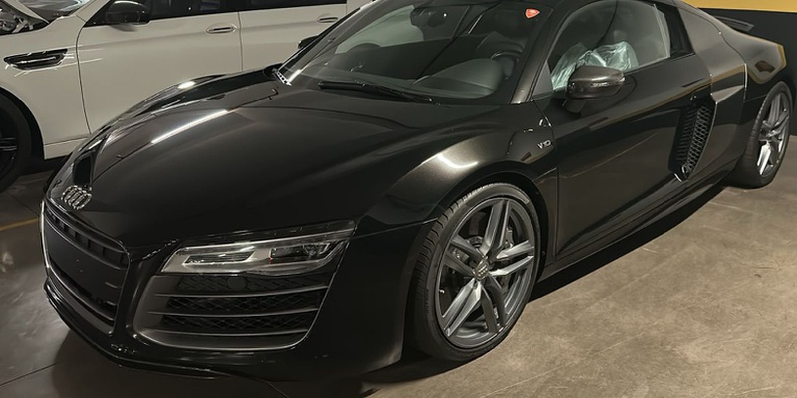 PF apreende carros de luxo em Brasília em operação contra Careca do INSS