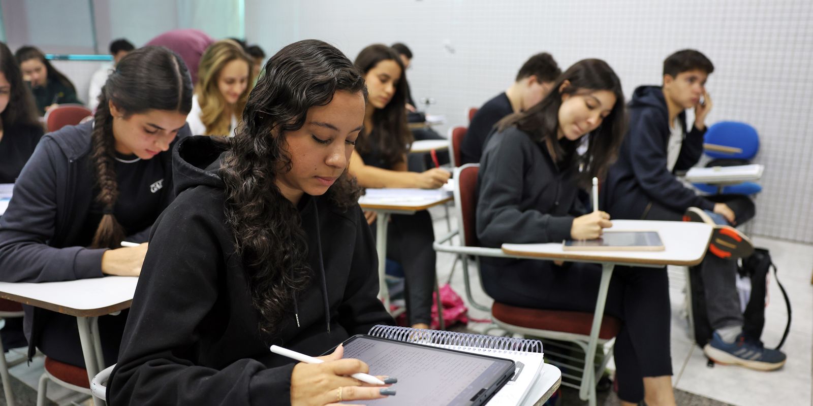 Prouni alcança quase 530 mil inscrições para o segundo semestre de 2026