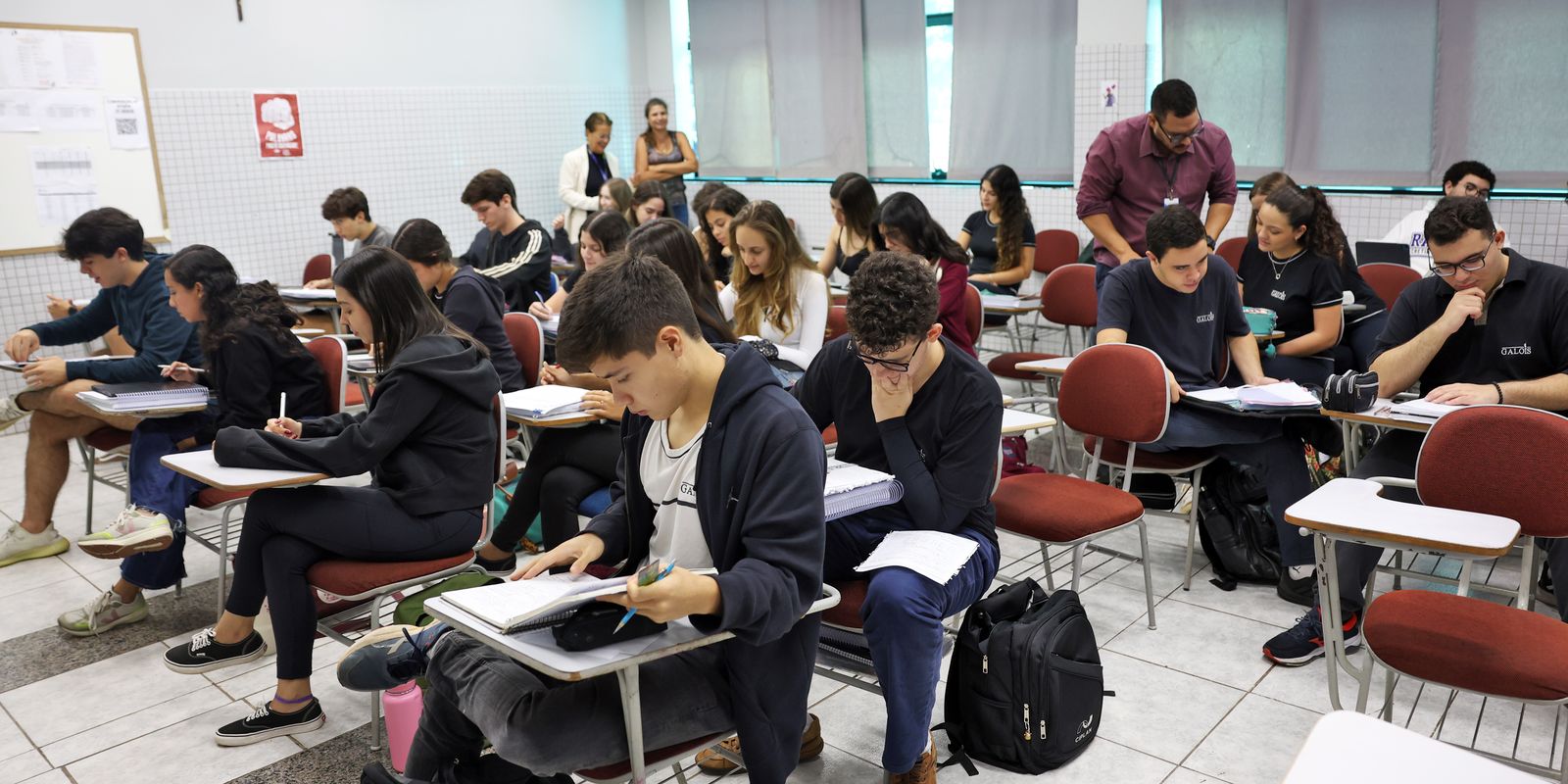 Alunos do ensino superior podem receber Bolsa Permanência Prouni de R$ 700