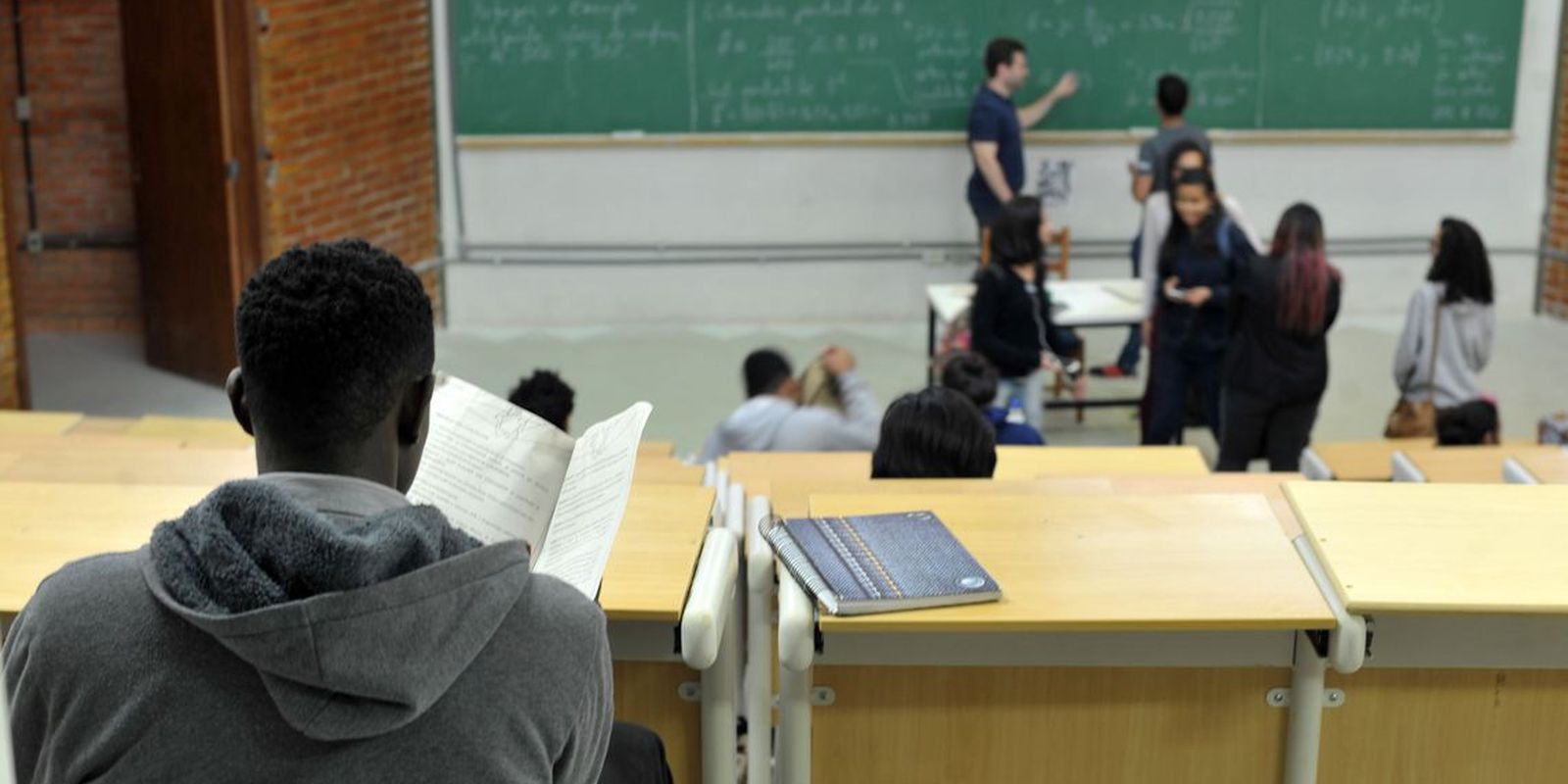 Convocação para a lista de espera do Fies tem início nesta sexta-feira