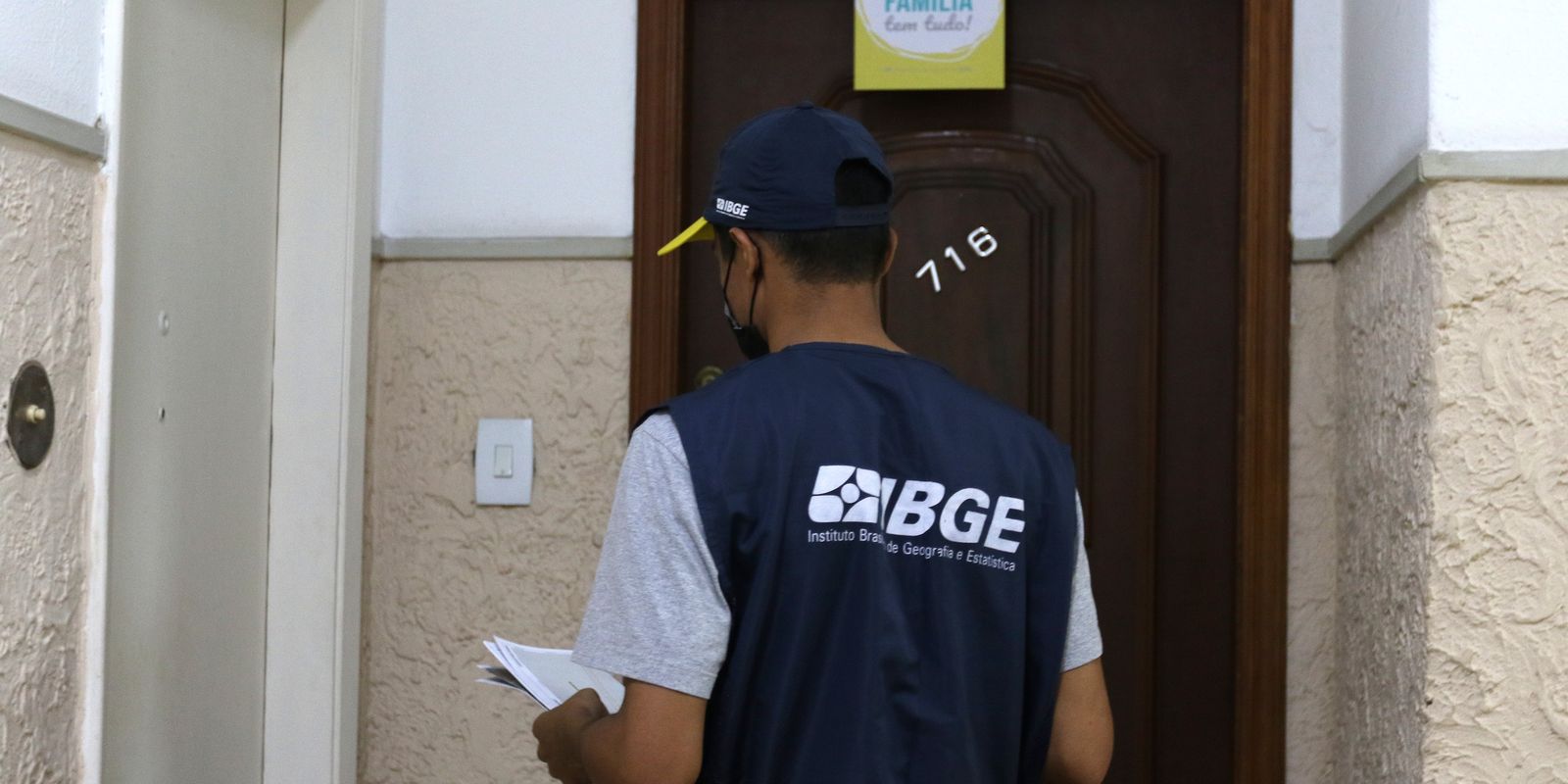 IBGE publica microdados do Censo 2022 com novas travas de segurança
