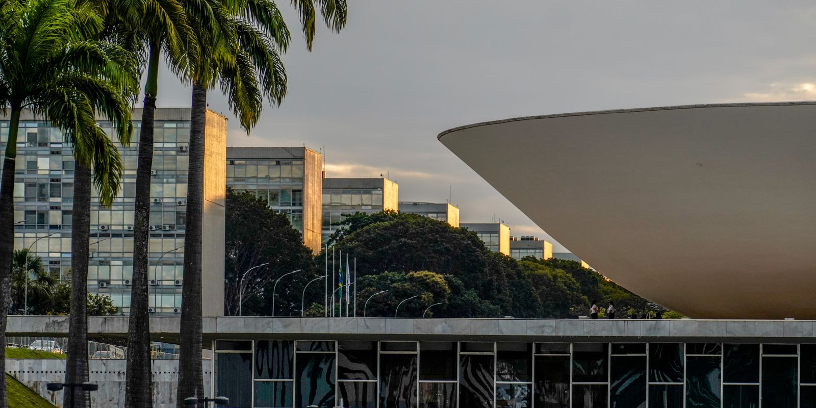 Câmara suspende votações após mal-estar de líder partidário em reunião