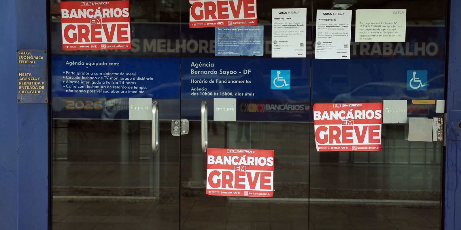 Empregados rejeitam proposta e decidem manter a greve na Caixa por tempo indeterminado
