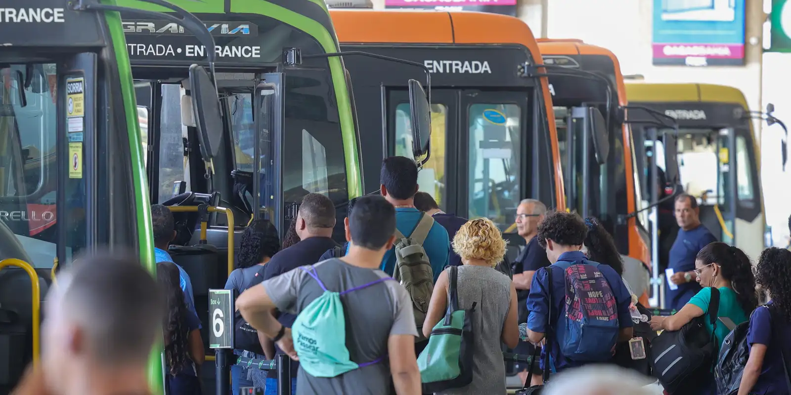 Escala 6x1 prejudica a saúde mental de 67% dos trabalhadores, revela pesquisa