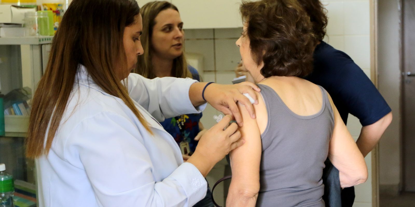 SUS amplia oferta da vacina Pneumo 20 para idosos com 85 anos ou mais