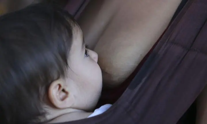 Amamentação e saúde do coração: prática reduz riscos cardiovasculares