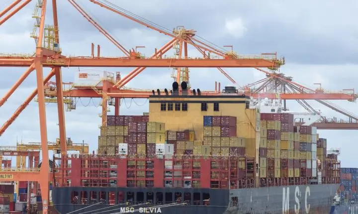 Balança comercial do Brasil atinge superávit de US$ 7 bilhões em julho