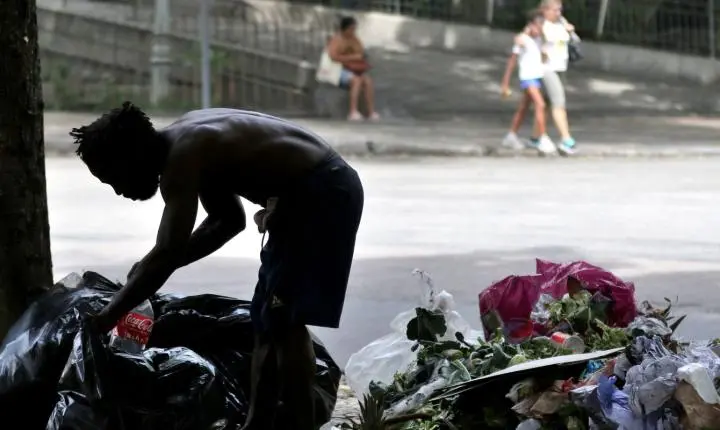 Brasil registra 150 mil agressões contra pessoas em situação de rua em uma década