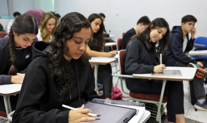 MEC divulga resultado do Fies e abre consulta para segunda etapa