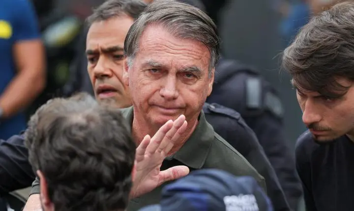PCDF solicita ao STF depoimento de Bolsonaro sobre arma apreendida com segurança