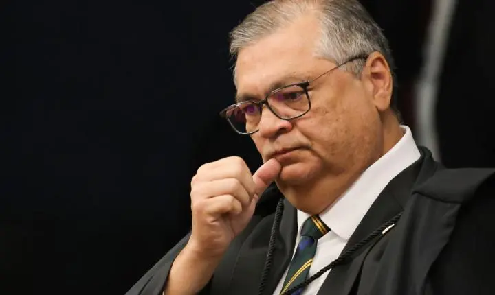 Ministro Dino questiona fiscalização conjunta de CVM e BC contra fraudes