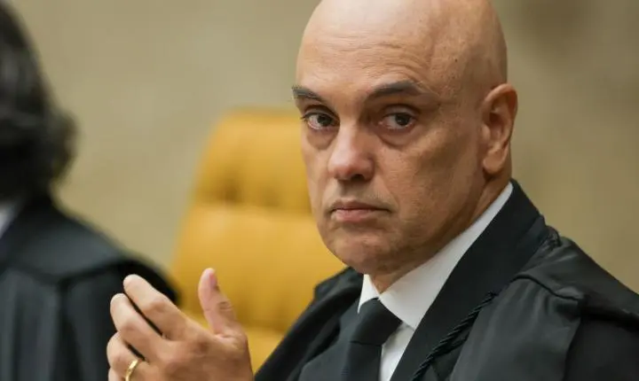 Ministro Fachin permite que AGU defenda Moraes em ação judicial nos EUA
