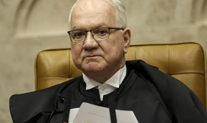Edson Fachin afirma que críticas ao STF fortalecem a democracia