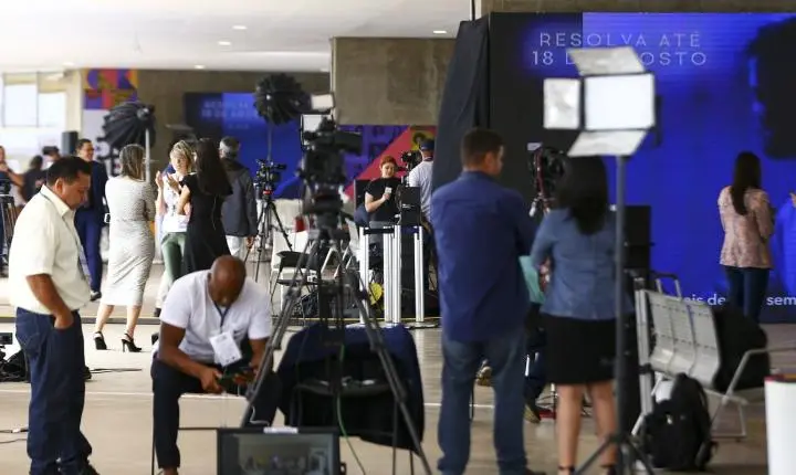 FNDC cobra adesão de candidatos a compromisso pela comunicação democrática