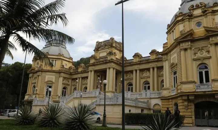 Governo do Rio exonera 30 comissionados do Instituto Rio Metrópole após denúncias