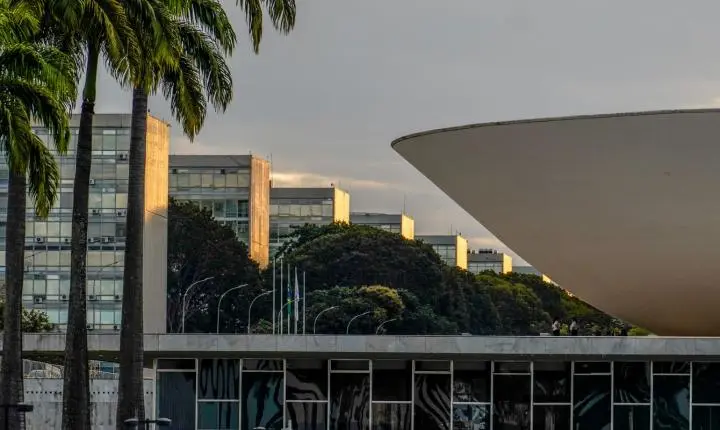 Câmara suspende votações após mal-estar de líder partidário em reunião