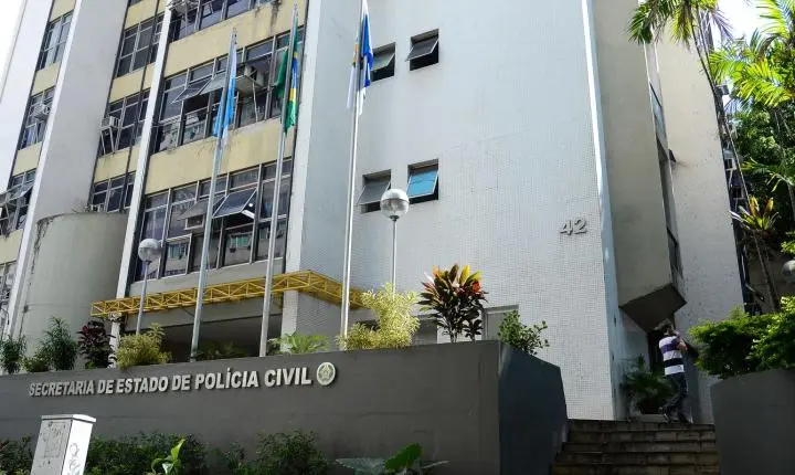 Ação da Polícia Civil no Rio mira braço do Comando Vermelho ligado a roubos