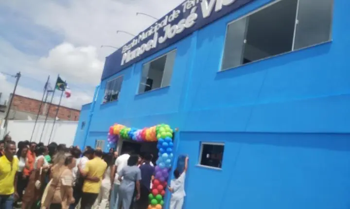 Prefeito Klay Lima Inaugura Escola em Coração de Maria