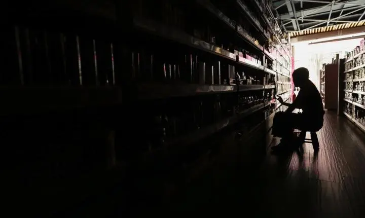 Procon-RJ orienta sobre o ressarcimento de danos por falta de luz