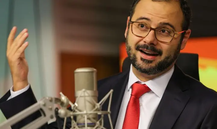 Redução da jornada de trabalho pode impulsionar o empreendedorismo, avalia ministro