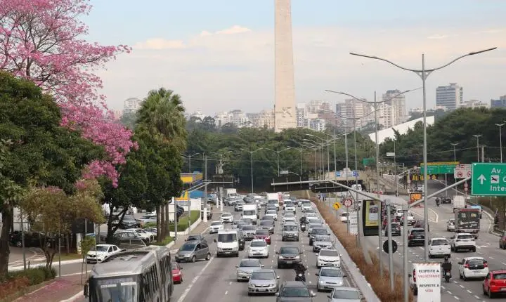 Suspensão do rodízio de veículos em São Paulo durante feriado de Corpus Christi