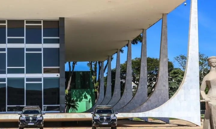 STF retoma julgamento que analisa a uberização e o vínculo de trabalho
