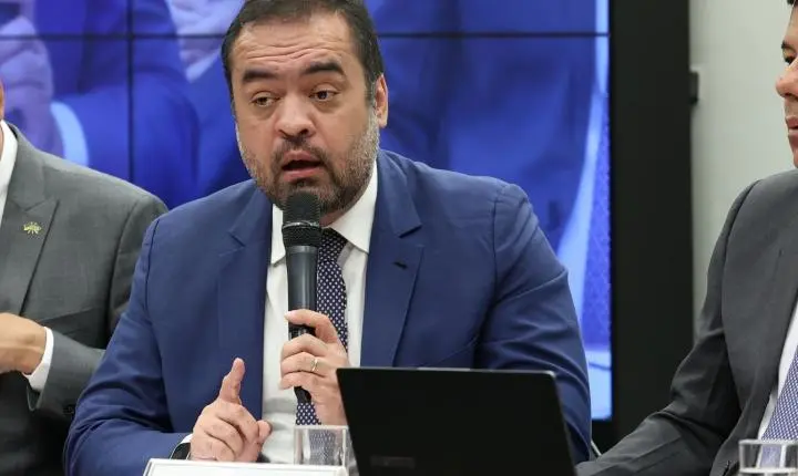 Tribunal Superior Eleitoral confirma inelegibilidade de Claudio Castro
