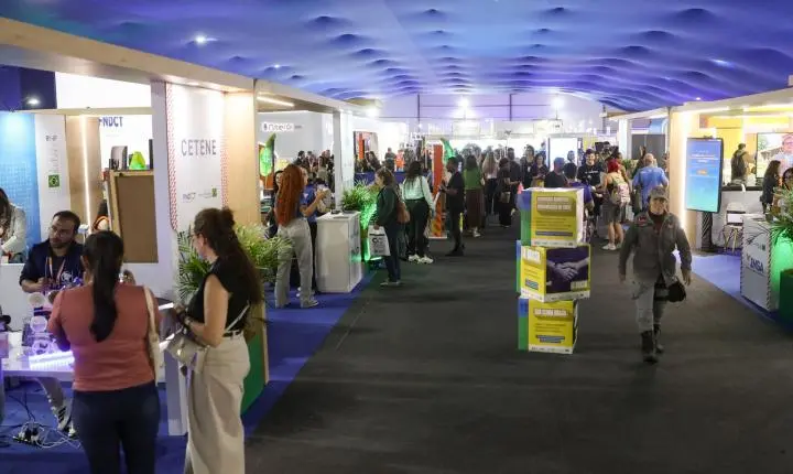 Maior feira científica da América Latina reúne inovação e pesquisas na UFF